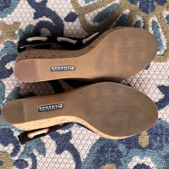 Sperry Women’s 10M Open-Toe Wedge Sandals - Picture 2 of 5